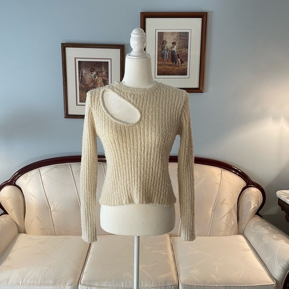 New Zara Textured Light Beige Sweater - Picture 7 of 14